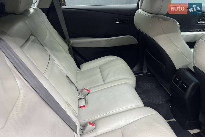 Внедорожник / Кроссовер Lexus RX 2013 в Черновцах