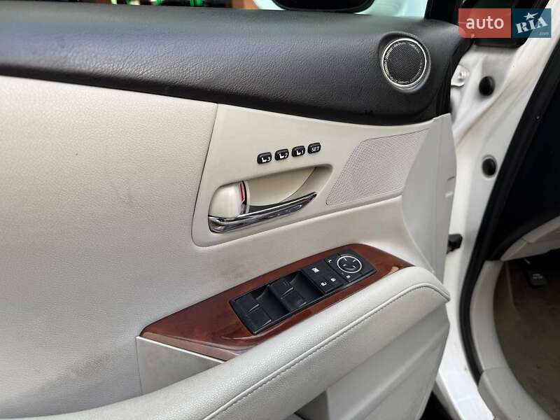 Внедорожник / Кроссовер Lexus RX 2010 в Киеве фото 8 Внедорожник / Кроссовер Lexus RX 2010 в Киеве