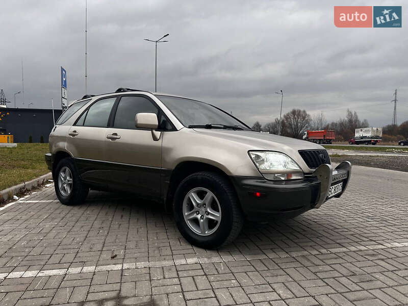 Внедорожник / Кроссовер Lexus RX 2001 в Львове