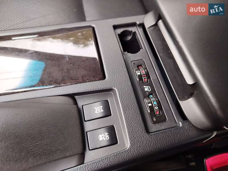 Внедорожник / Кроссовер Lexus RX 2012 в Киеве фото 6 Внедорожник / Кроссовер Lexus RX 2012 в Киеве