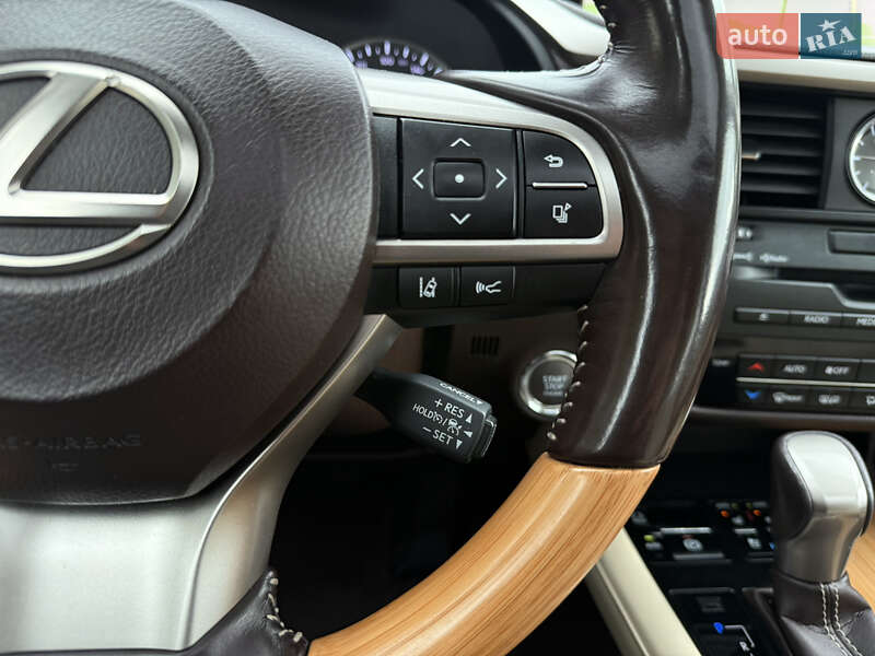 Внедорожник / Кроссовер Lexus RX 2018 в Львове