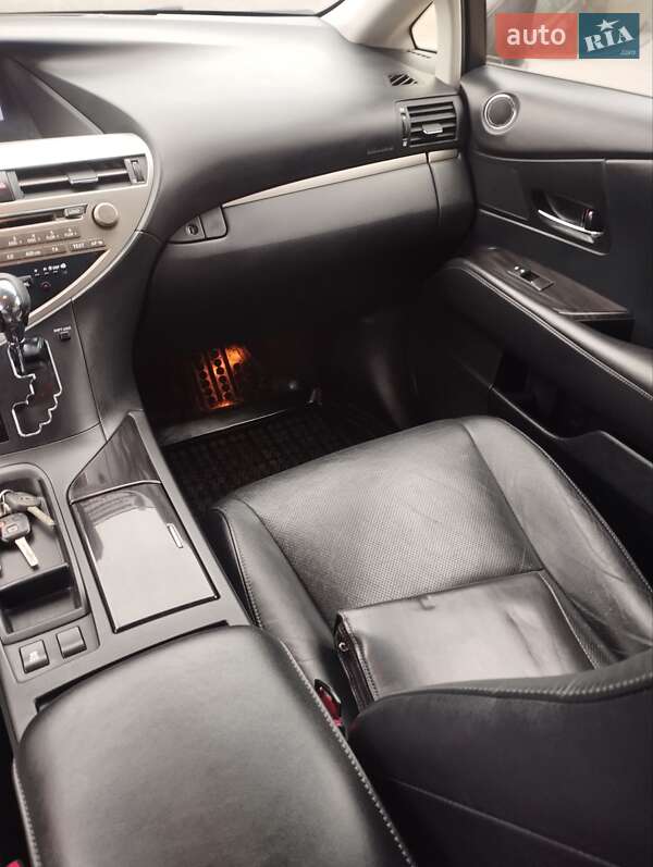 Внедорожник / Кроссовер Lexus RX 2013 в Полонном