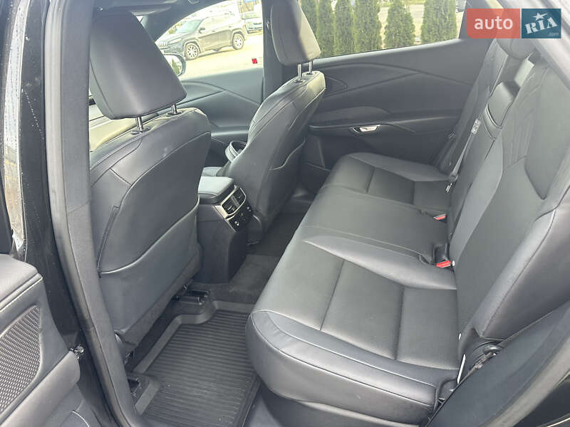 Позашляховик / Кросовер Lexus RX 2023 в Вишневому