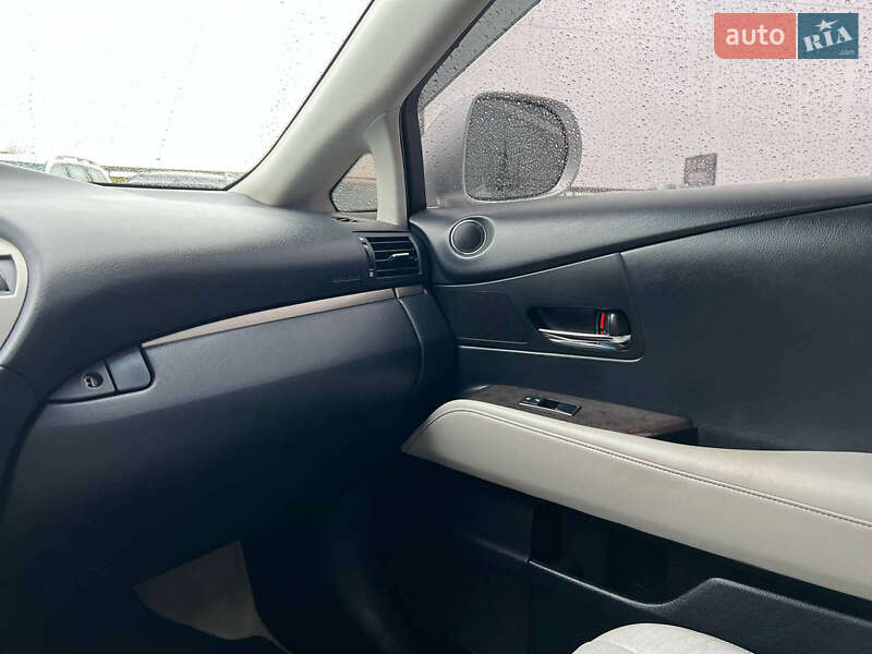 Позашляховик / Кросовер Lexus RX 2012 в Львові