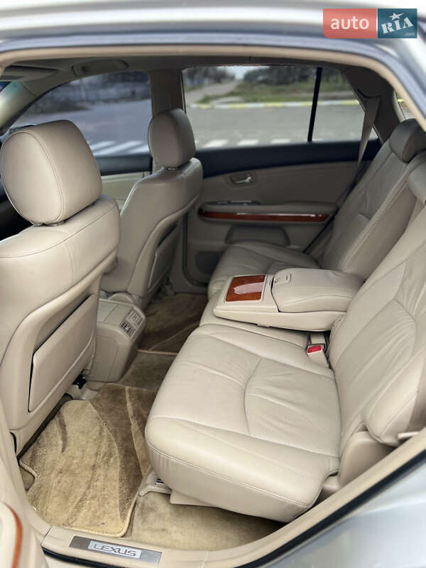 Внедорожник / Кроссовер Lexus RX 2006 в Киеве