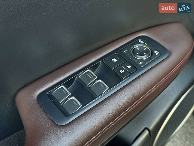 Позашляховик / Кросовер Lexus RX 2017 в Києві