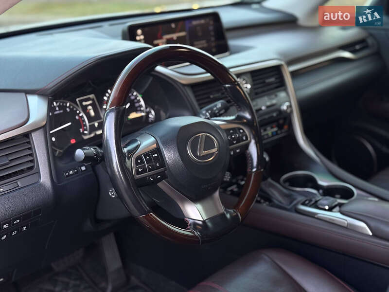 Позашляховик / Кросовер Lexus RX 2017 в Києві