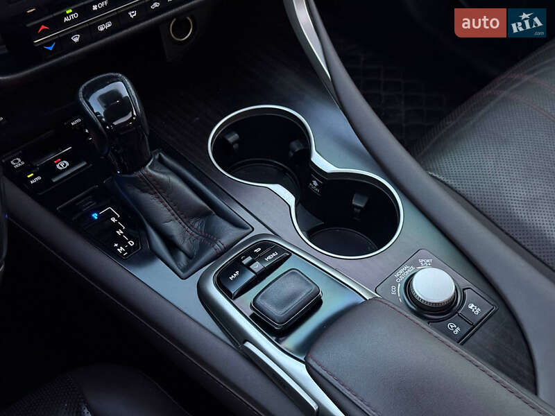 Позашляховик / Кросовер Lexus RX 2017 в Дніпрі фото 19 Позашляховик / Кросовер Lexus RX 2017 в Дніпрі