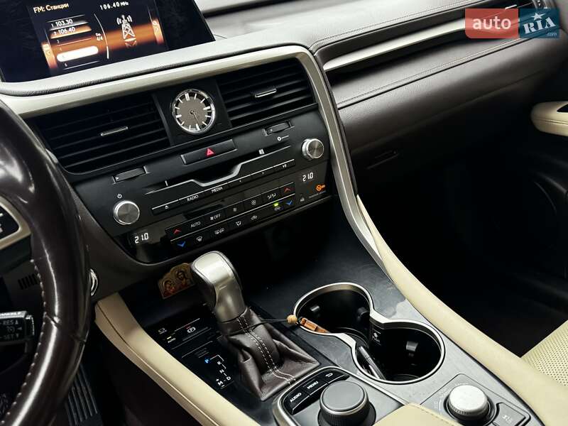 Позашляховик / Кросовер Lexus RX 2016 в Трускавці