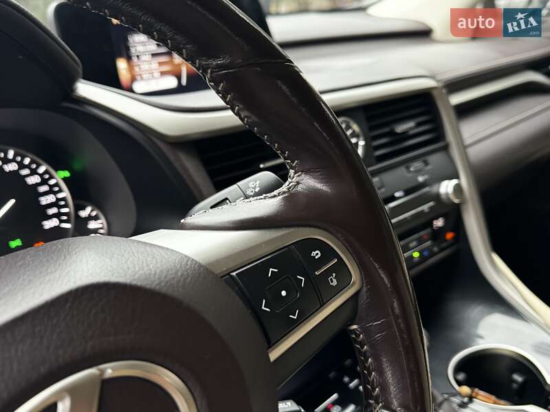 Позашляховик / Кросовер Lexus RX 2016 в Трускавці