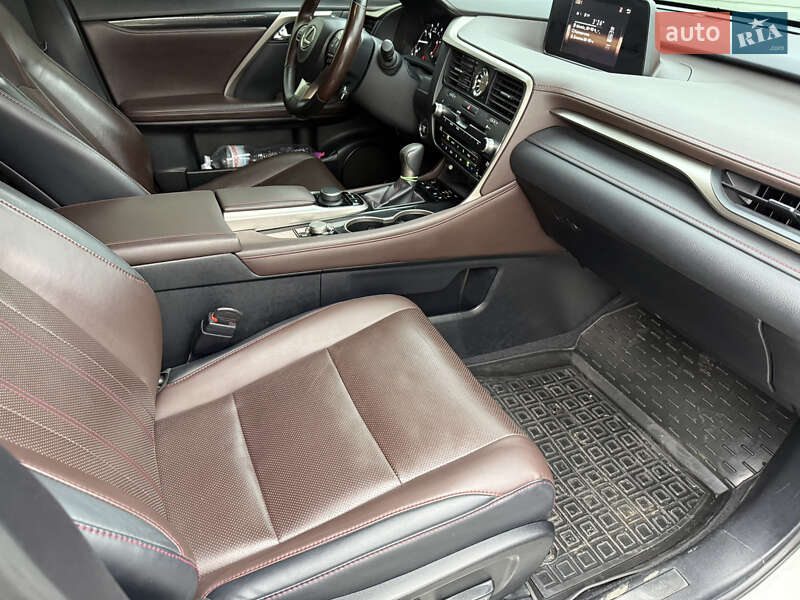 Внедорожник / Кроссовер Lexus RX 2019 в Днепре фото 20 Внедорожник / Кроссовер Lexus RX 2019 в Днепре