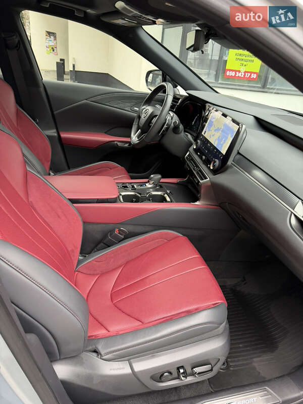 Внедорожник / Кроссовер Lexus RX 2023 в Ивано-Франковске