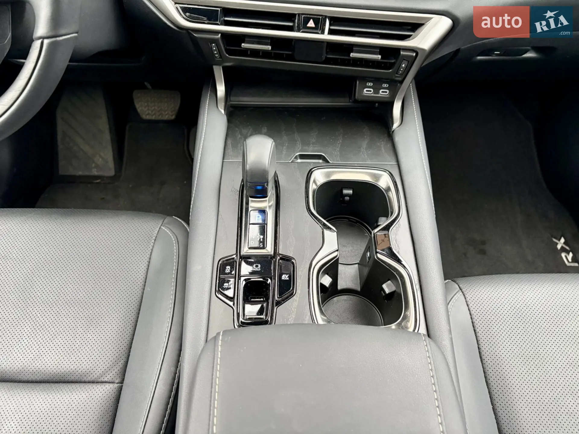 2024 Lexus RX - мініатюра 26