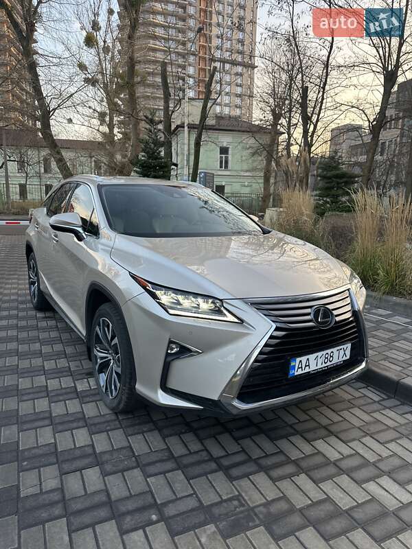 Lexus RX 2018