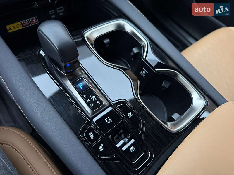 Внедорожник / Кроссовер Lexus RX 2023 в Киеве