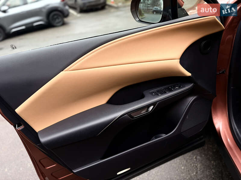 Внедорожник / Кроссовер Lexus RX 2023 в Киеве