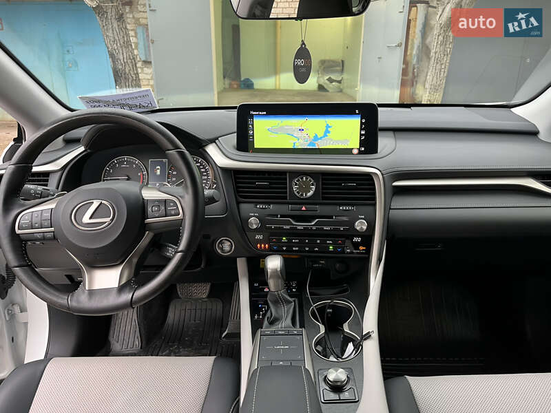 Позашляховик / Кросовер Lexus RX 2022 в Южноукраїнську
