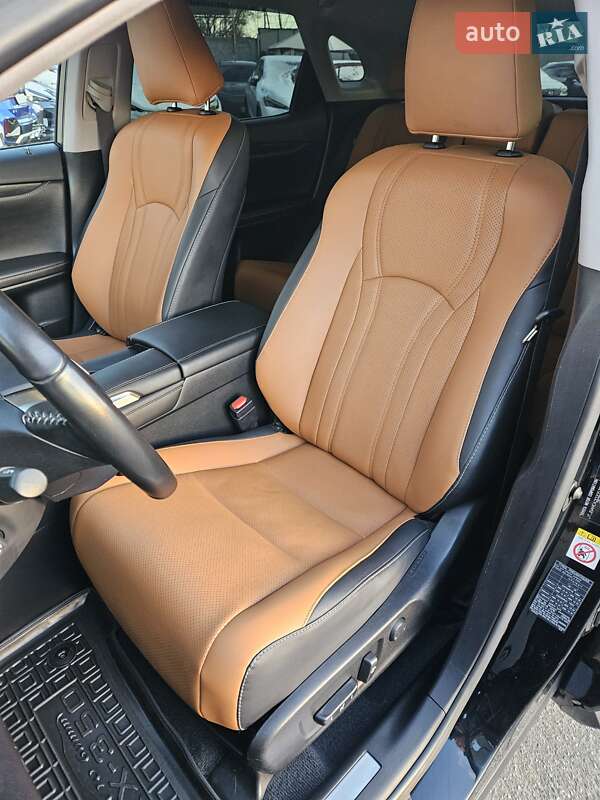 Внедорожник / Кроссовер Lexus RX 2018 в Киеве