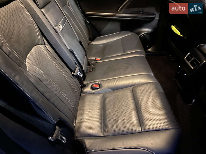 Внедорожник / Кроссовер Lexus RX 2018 в Киеве