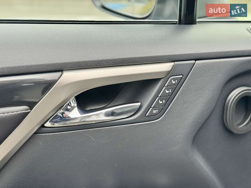 Внедорожник / Кроссовер Lexus RX 2016 в Киеве