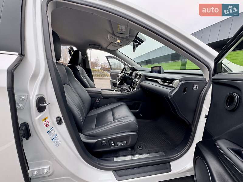 Внедорожник / Кроссовер Lexus RX 2016 в Киеве