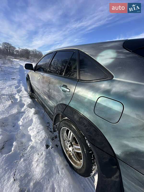 Внедорожник / Кроссовер Lexus RX 2003 в Белгороде-Днестровском