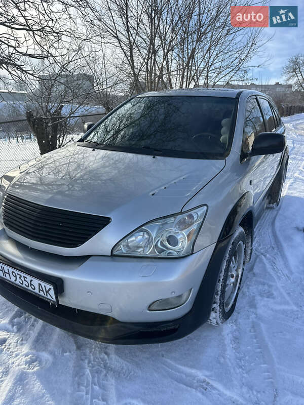 Внедорожник / Кроссовер Lexus RX 2003 в Белгороде-Днестровском
