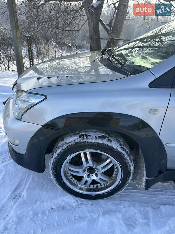 Внедорожник / Кроссовер Lexus RX 2003 в Белгороде-Днестровском