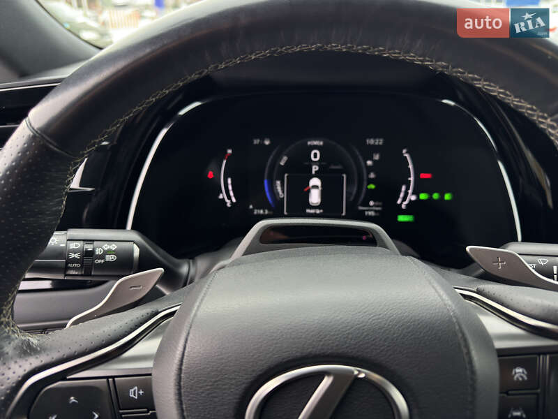 Внедорожник / Кроссовер Lexus RX 2022 в Бучаче