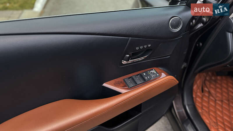 Внедорожник / Кроссовер Lexus RX 2013 в Днепре фото 45 Внедорожник / Кроссовер Lexus RX 2013 в Днепре