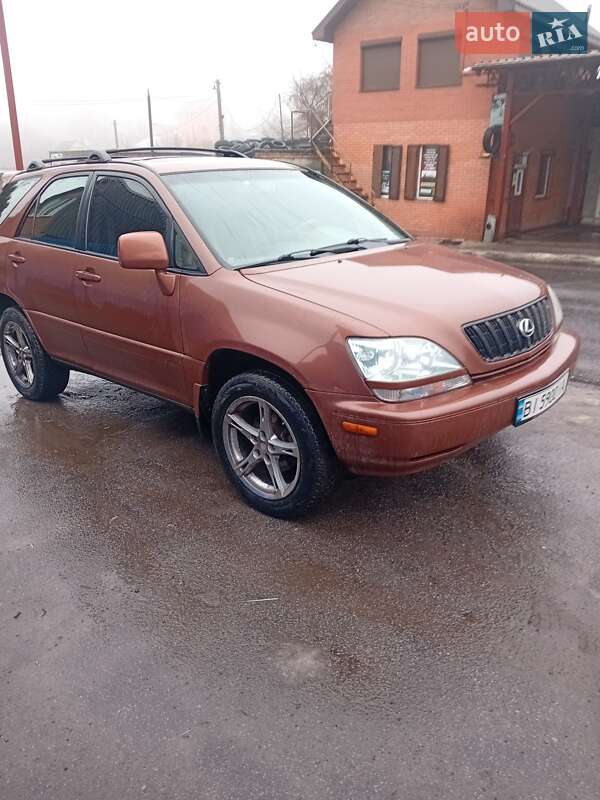 Внедорожник / Кроссовер Lexus RX 2001 в Полтаве
