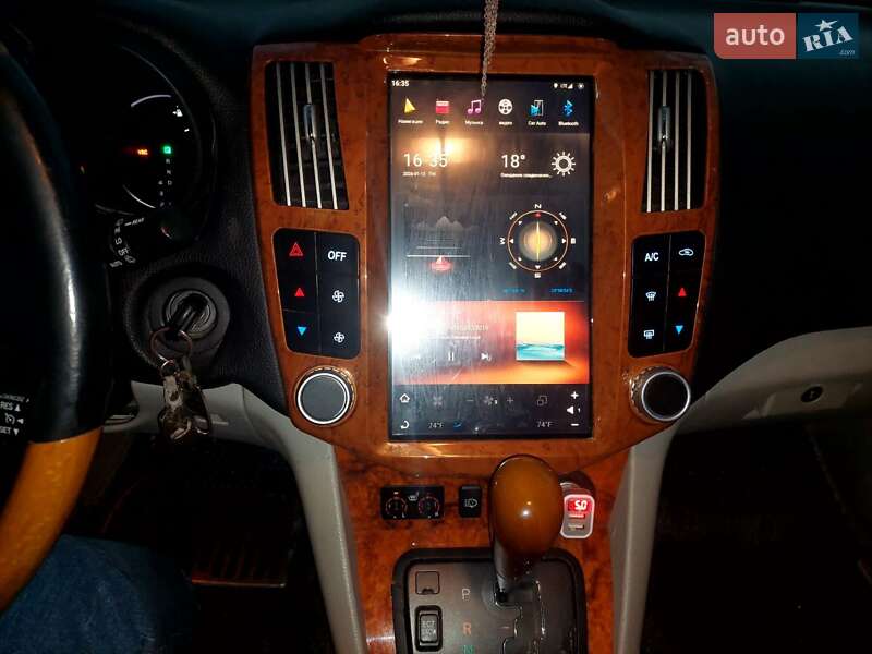 Внедорожник / Кроссовер Lexus RX 2005 в Черновцах