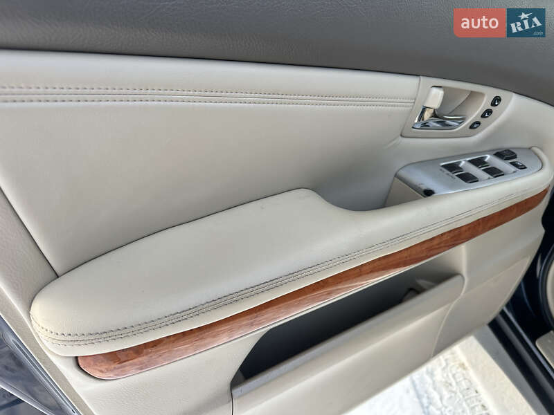 Внедорожник / Кроссовер Lexus RX 2006 в Киеве