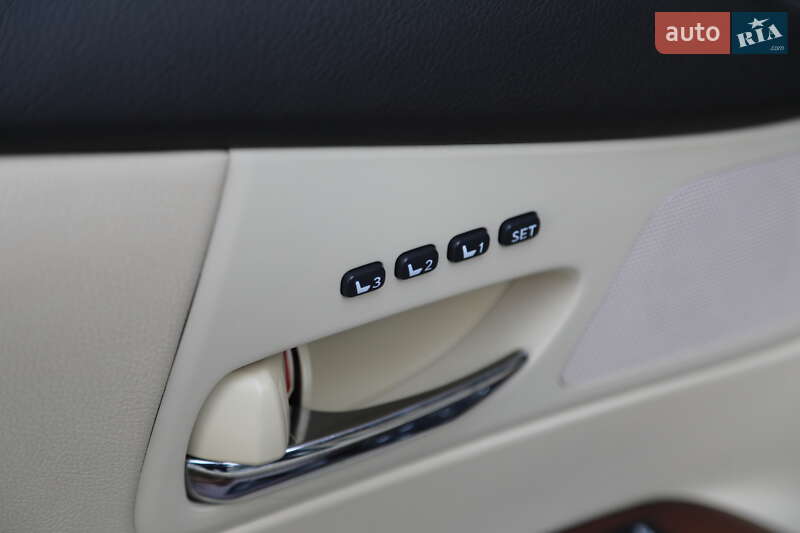 Внедорожник / Кроссовер Lexus RX 2015 в Харькове