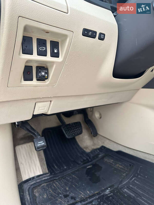 Позашляховик / Кросовер Lexus RX 2010 в Києві