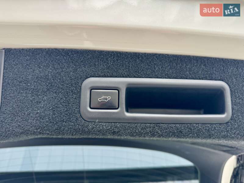 Внедорожник / Кроссовер Lexus RX 2016 в Киеве