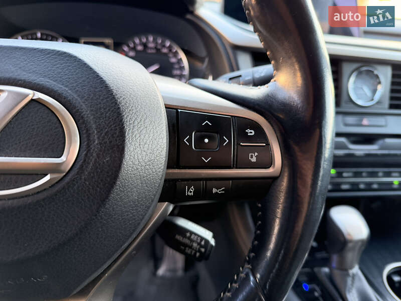 Внедорожник / Кроссовер Lexus RX 2018 в Киеве