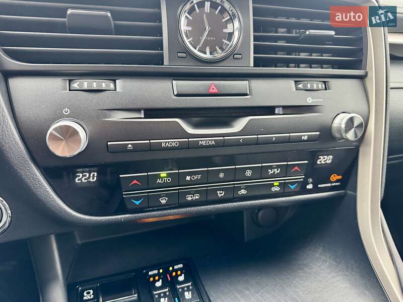 Позашляховик / Кросовер Lexus RX 2016 в Києві