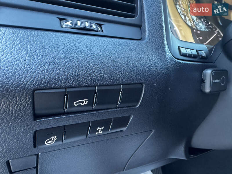 Внедорожник / Кроссовер Lexus RX 2016 в Киеве