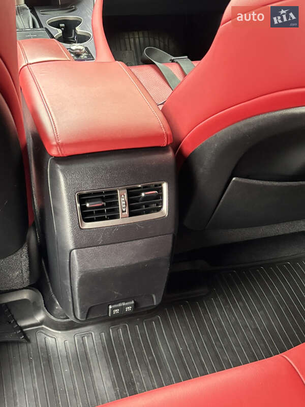 Позашляховик / Кросовер Lexus RX 2021 в Києві