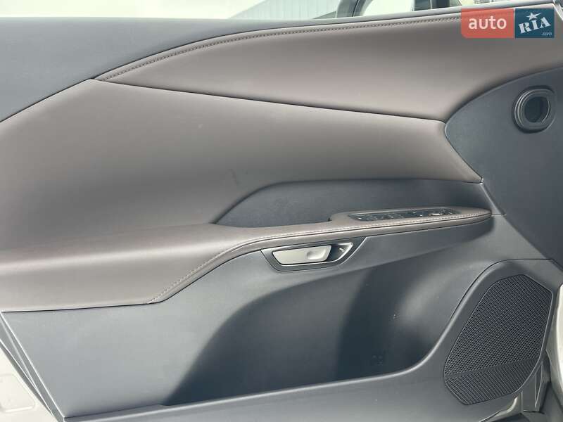 Позашляховик / Кросовер Lexus RX 2023 в Києві