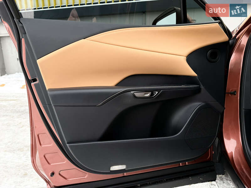 Позашляховик / Кросовер Lexus RX 2023 в Києві фото 21 Позашляховик / Кросовер Lexus RX 2023 в Києві