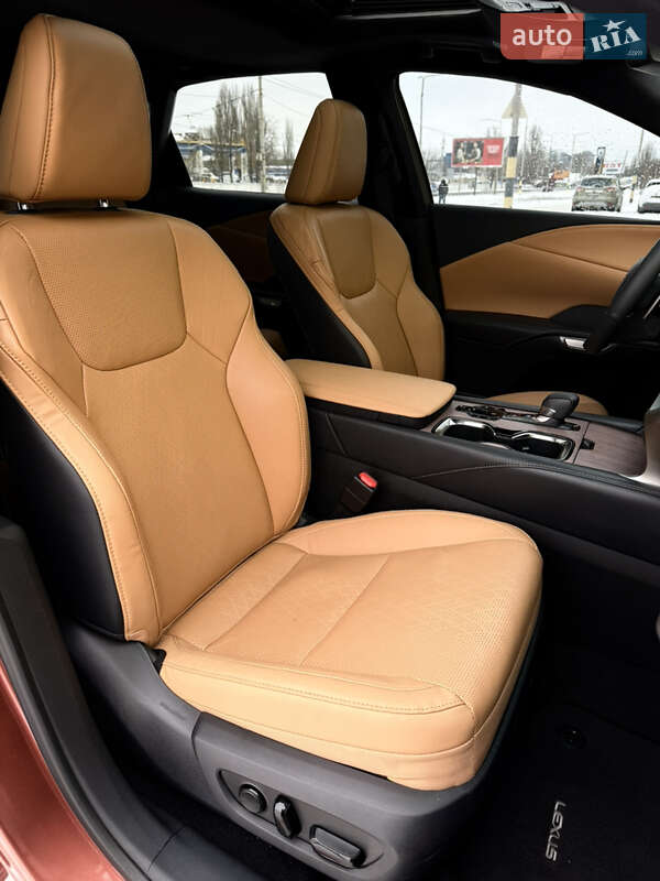 Позашляховик / Кросовер Lexus RX 2023 в Києві фото 36 Позашляховик / Кросовер Lexus RX 2023 в Києві