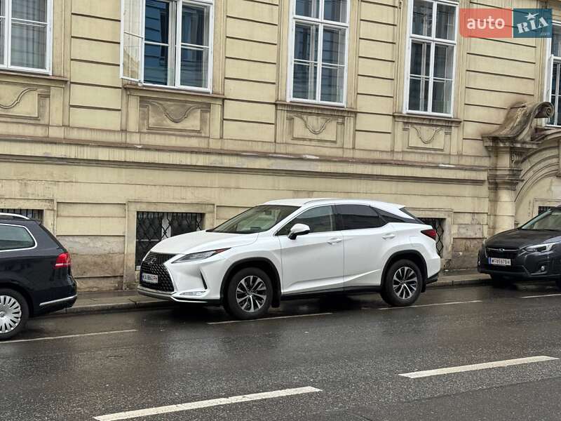 Lexus RX 2021