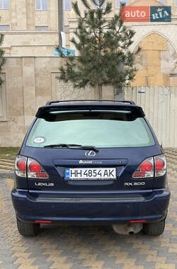 Внедорожник / Кроссовер Lexus RX 2000 в Одессе