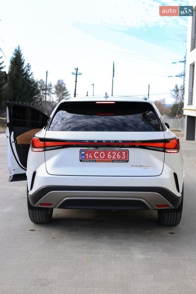 Позашляховик / Кросовер Lexus RX 2024 в Львові