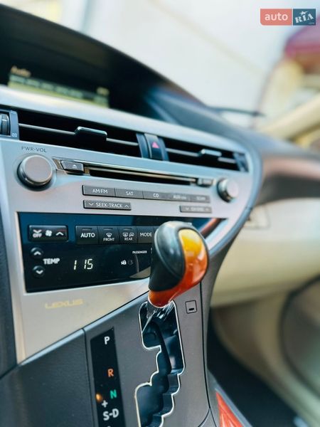 Внедорожник / Кроссовер Lexus RX 2010 в Солотвине