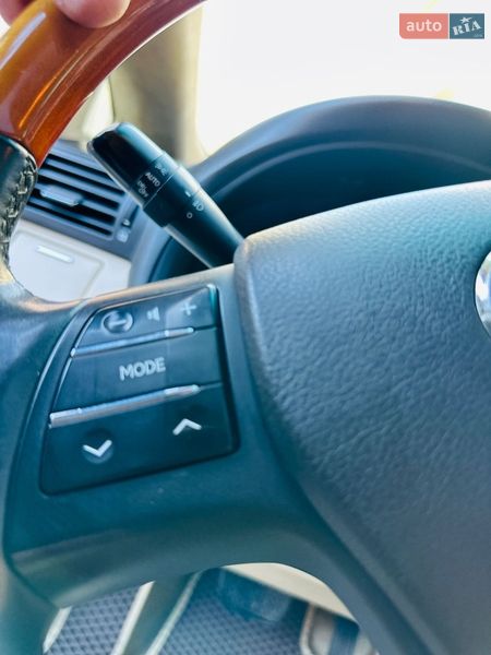 Внедорожник / Кроссовер Lexus RX 2010 в Солотвине