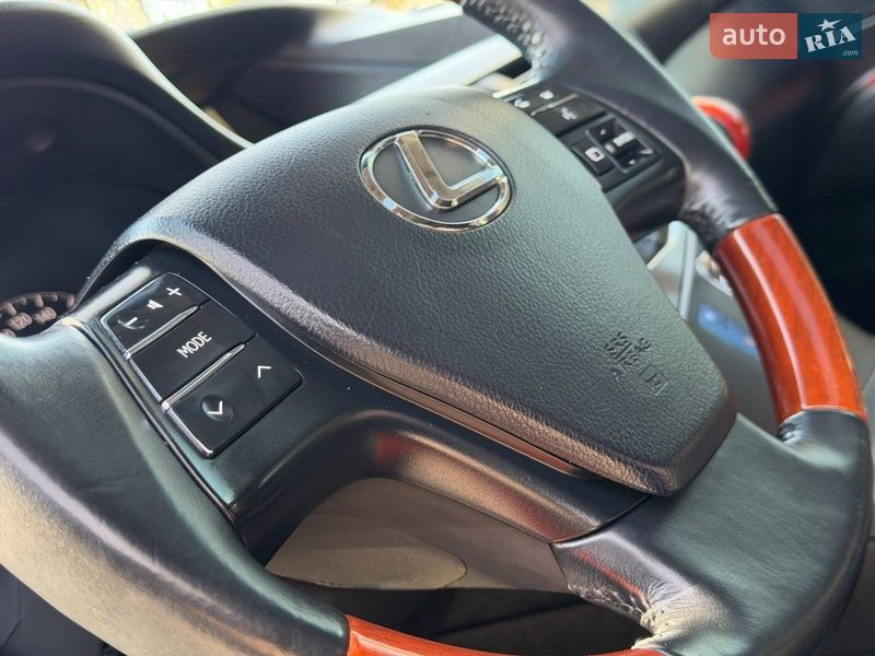 Внедорожник / Кроссовер Lexus RX 2011 в Ахтырке
