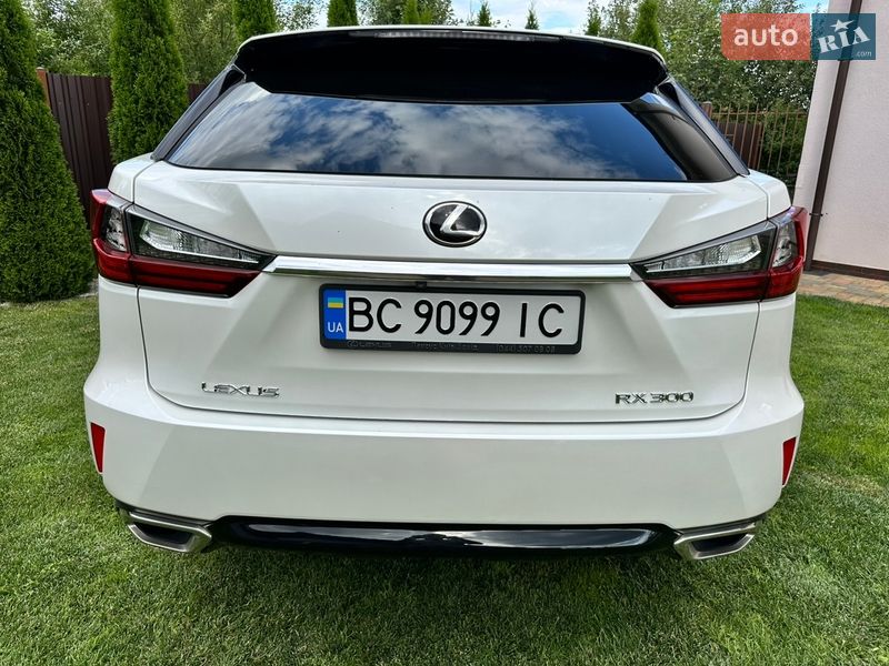 Внедорожник / Кроссовер Lexus RX 2018 в Стрые